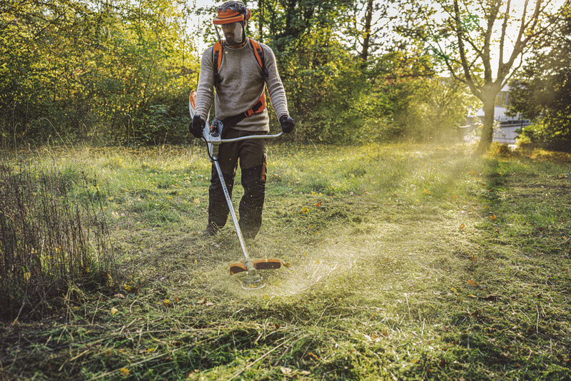 STIHL FSA 200 – kosa akumulatorowa, PC 28-2