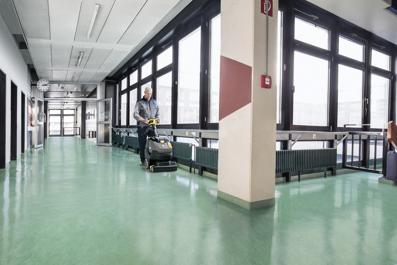 Karcher BR 45/22 C Bp Pack - szorowarka automatyczna akumulatorowa