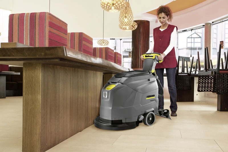 Karcher BD 43/25 C Classic Bp Pack 80Ah Li + Fast Charger (50A) – szorowarka automatyczna akumulatorowa