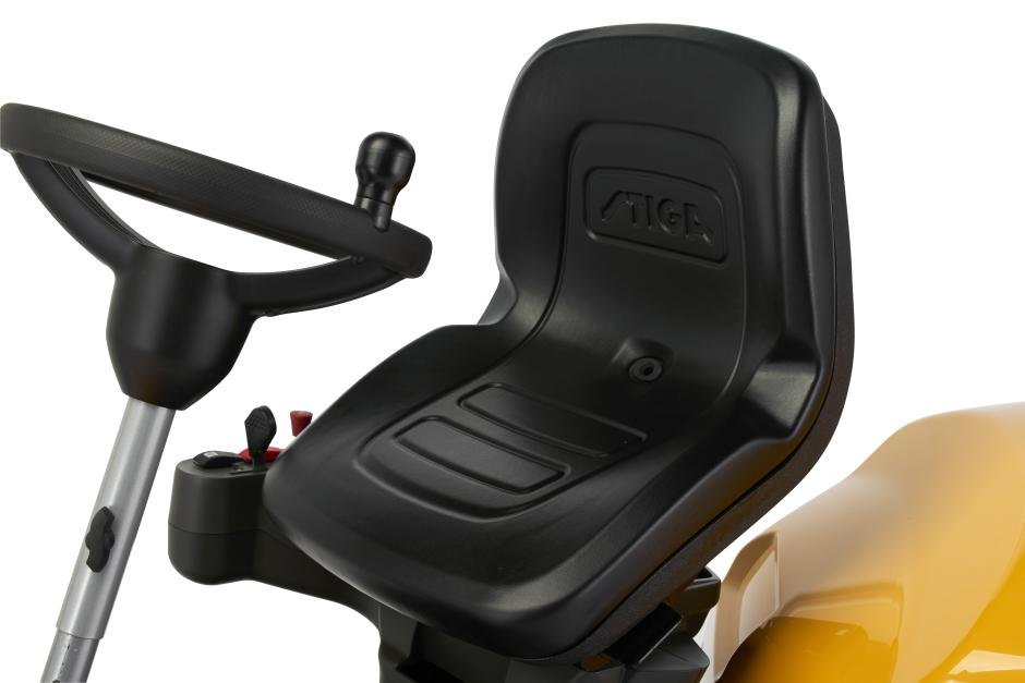 STIGA Traktor ogrodowy Park 500 WX - ergonomiczne rozwiązania