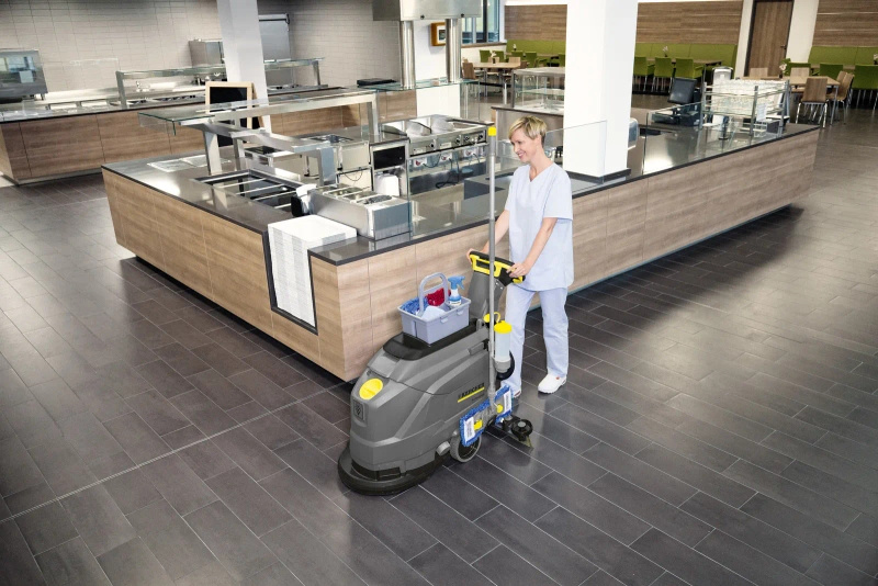 Karcher BD 43/25 C Classic Bp Pack 80Ah Li + Fast Charger (50A) – szorowarka automatyczna akumulatorowa