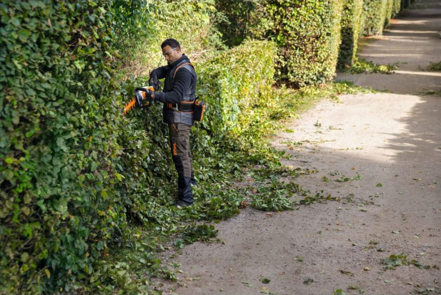 Stihl Nożyce akumulatorowe do żywopłotów HSA 130 T - wszechstronność i łatwość użytkowania