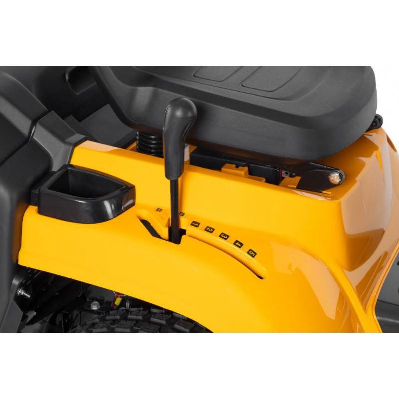 STIGA Estate 384 – traktor ogrodowy