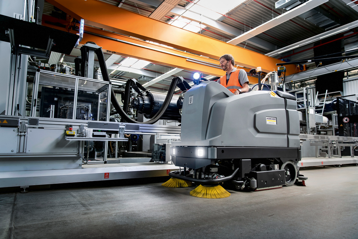 KARCHER Szorowarka kompaktowa B 260 RI Bp+D100+DOSE - system dozowania i ergonomia