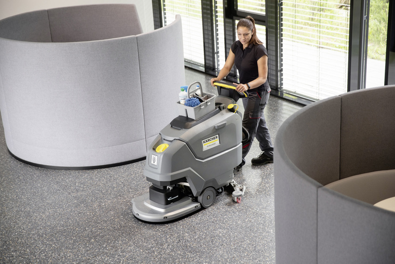 Karcher BD 50/55 W Classic Bp - szorowarka prowadzona ręcznie akumulatorowa