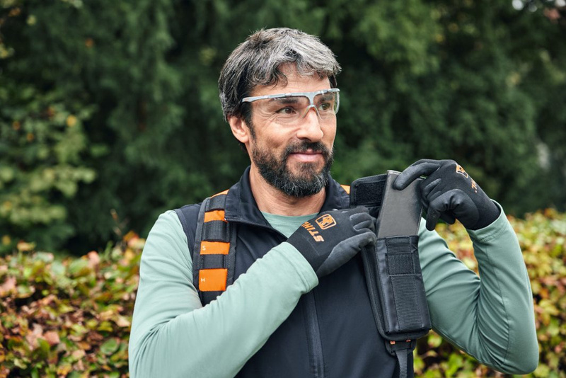 Etui na smartfon ADVANCE X-Flex STIHL – bezpieczne przechowywanie