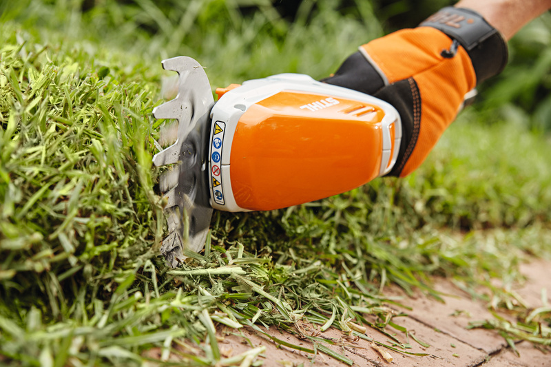 STIHL HSA 26 – nożyce akumulatorowe, listwy 10 i 22 cm