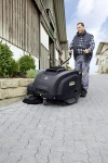Karcher KM 75/40 W G Anniversary Edition - zamiatarka spalinowa