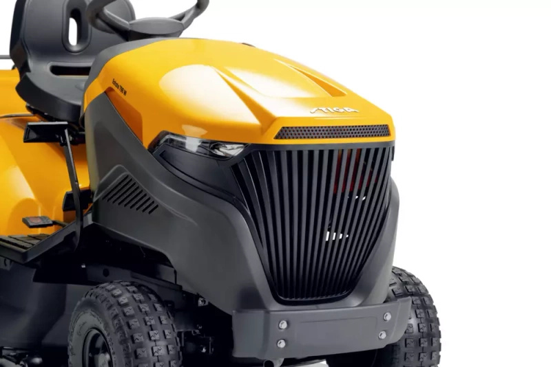STIGA  Estate 798 W  - traktor ogrodowy - Moc 14,69 KM