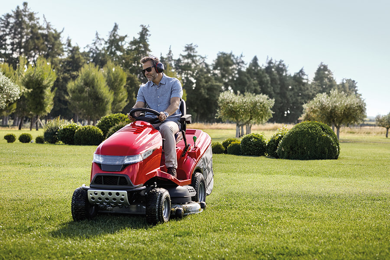 HONDA HF 2625 HTE - traktor ogrodowy - moc 18,9 KM