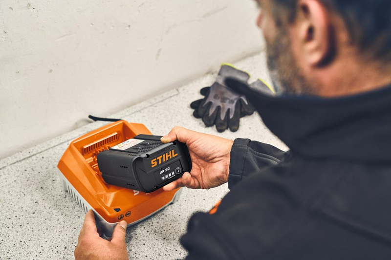 STIHL AP 30 - akumulator pojemność 270 Wh