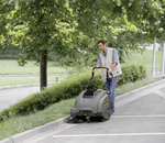 Karcher KM 75/40 W G - zamiatarka spalinowa