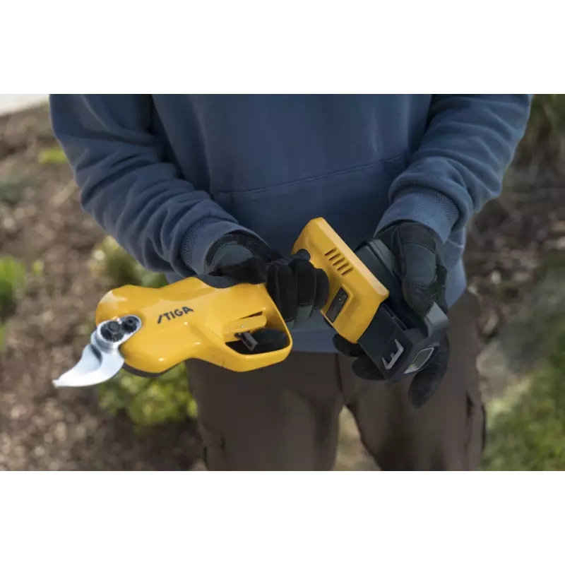 STIGA SP 100e – pilarka i sekator akumulatorowe, 2.0 Ah