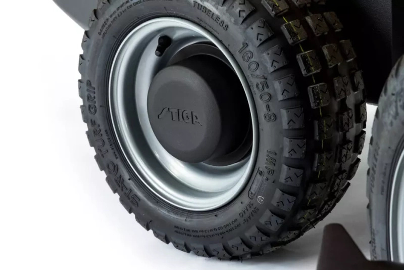 STIGA Park 300 R – traktor ogrodowy