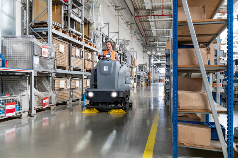 KARCHER Szorowarka kompaktowa B 260 RI Bp