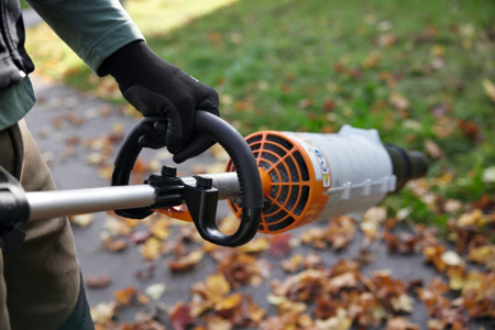 STIHL Kombimotor KMA 120 R